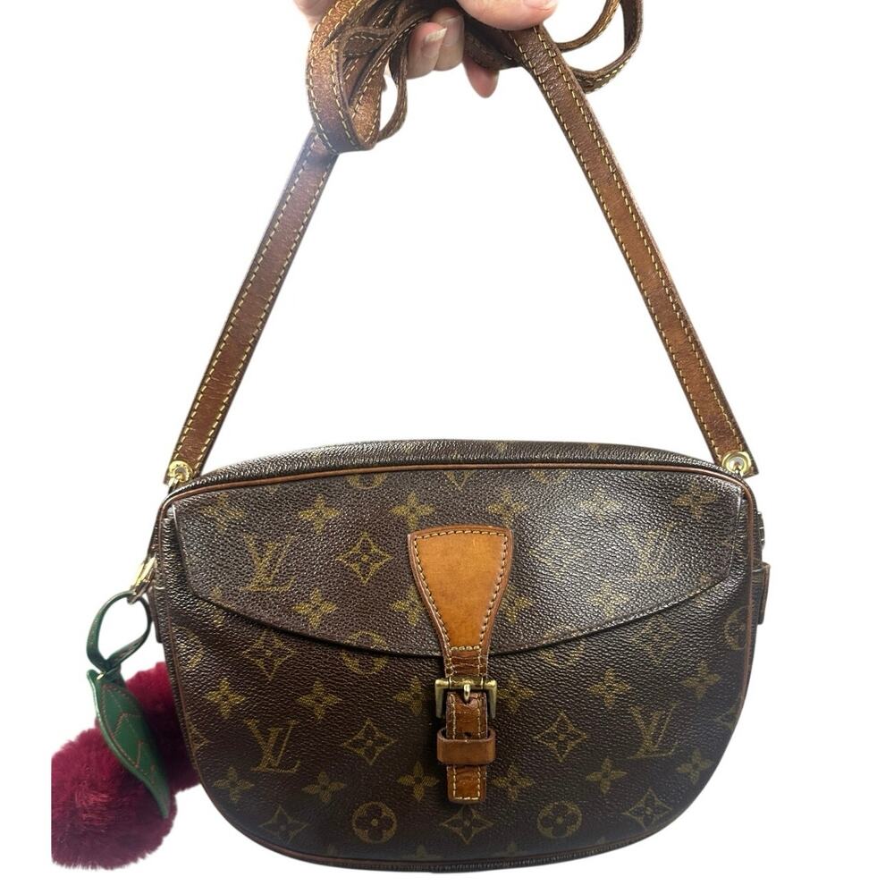 Louis Vuitton Jeune Fille MM Crossbody Monogram Canvas Gold Hardware Saddle